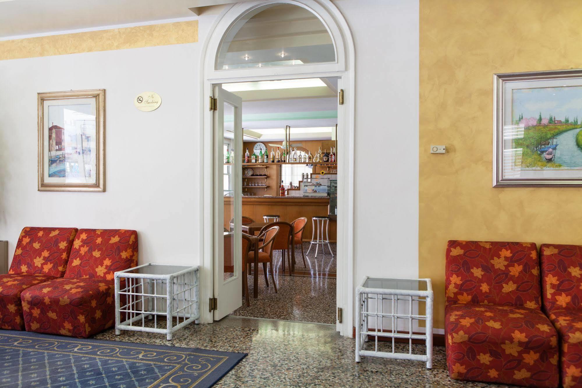 Hotel Al Mare Τζεσόλο Λίντο Εξωτερικό φωτογραφία